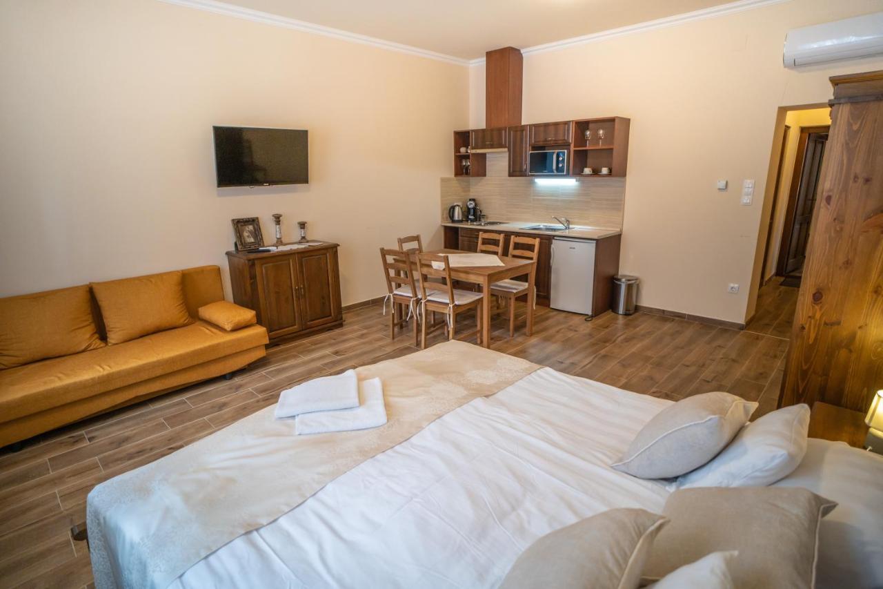 Toscana Apartman Gyula Exteriör bild