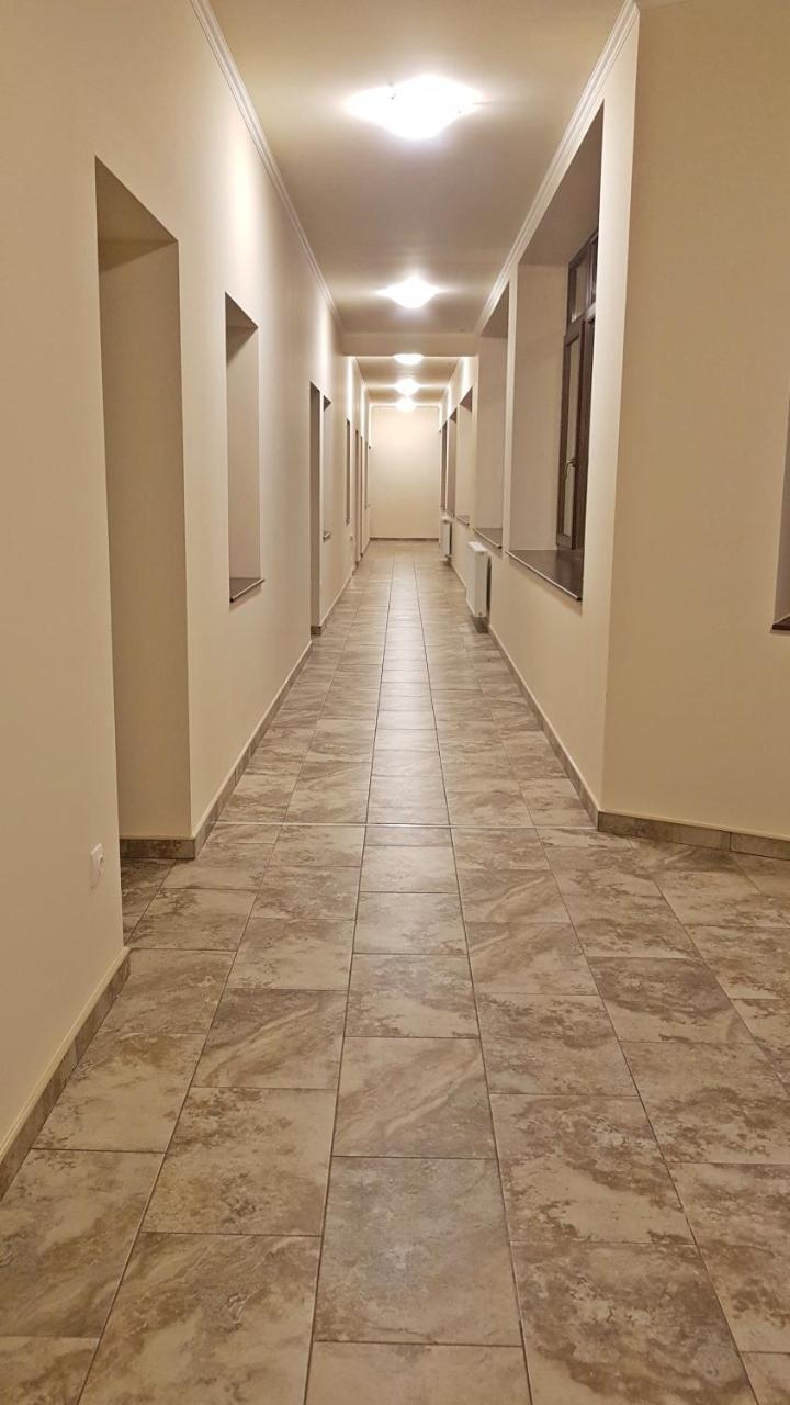 Toscana Apartman Gyula Exteriör bild